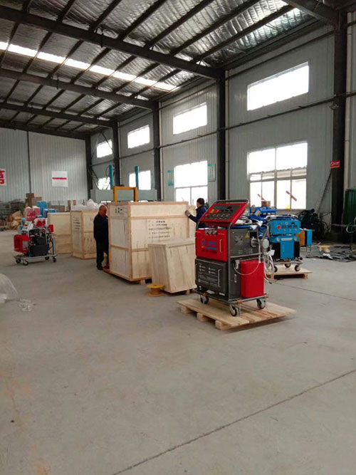 南京聚脲噴涂 管道防腐施工H系列噴涂機(圖2) 江蘇省南京市客戶防腐防水聚脲噴涂設備